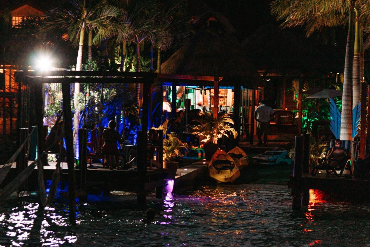 Hotel Blue Bird Bacalar Esterno foto