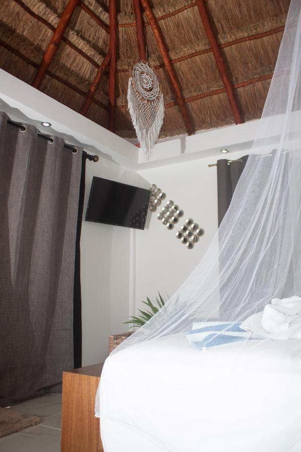 Hotel Blue Bird Bacalar Esterno foto